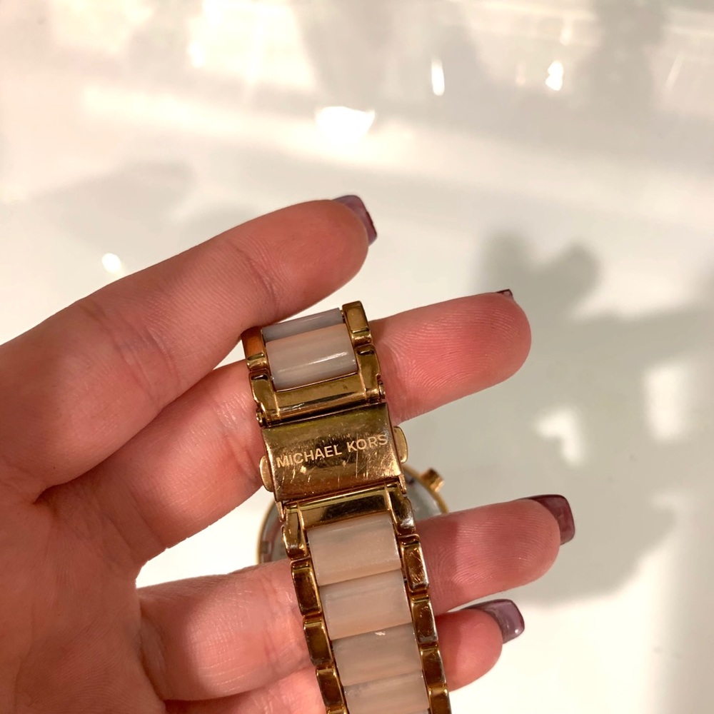 Rose Gold MK Parker Watch - Picture 2 of 3